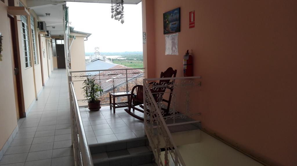 Hostal El Colibri Iquitos Exterior photo