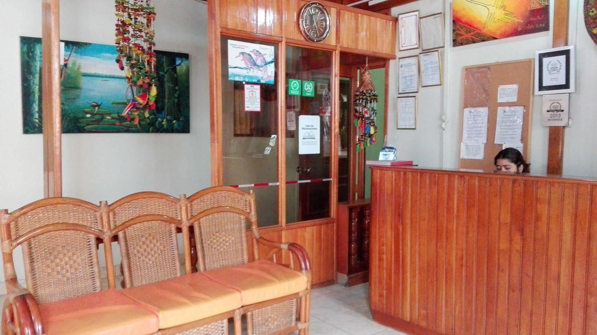 Hostal El Colibri Iquitos Exterior photo
